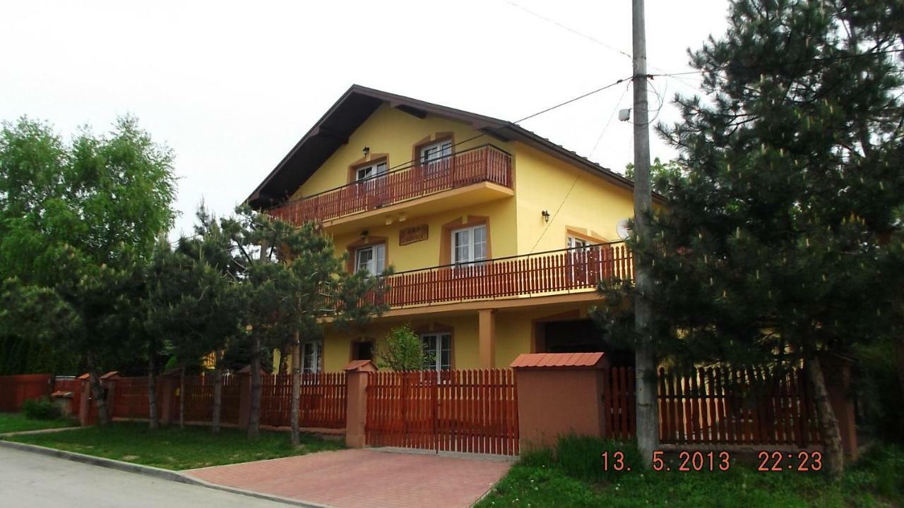 B & B Leliwa 타르노프 외부 사진